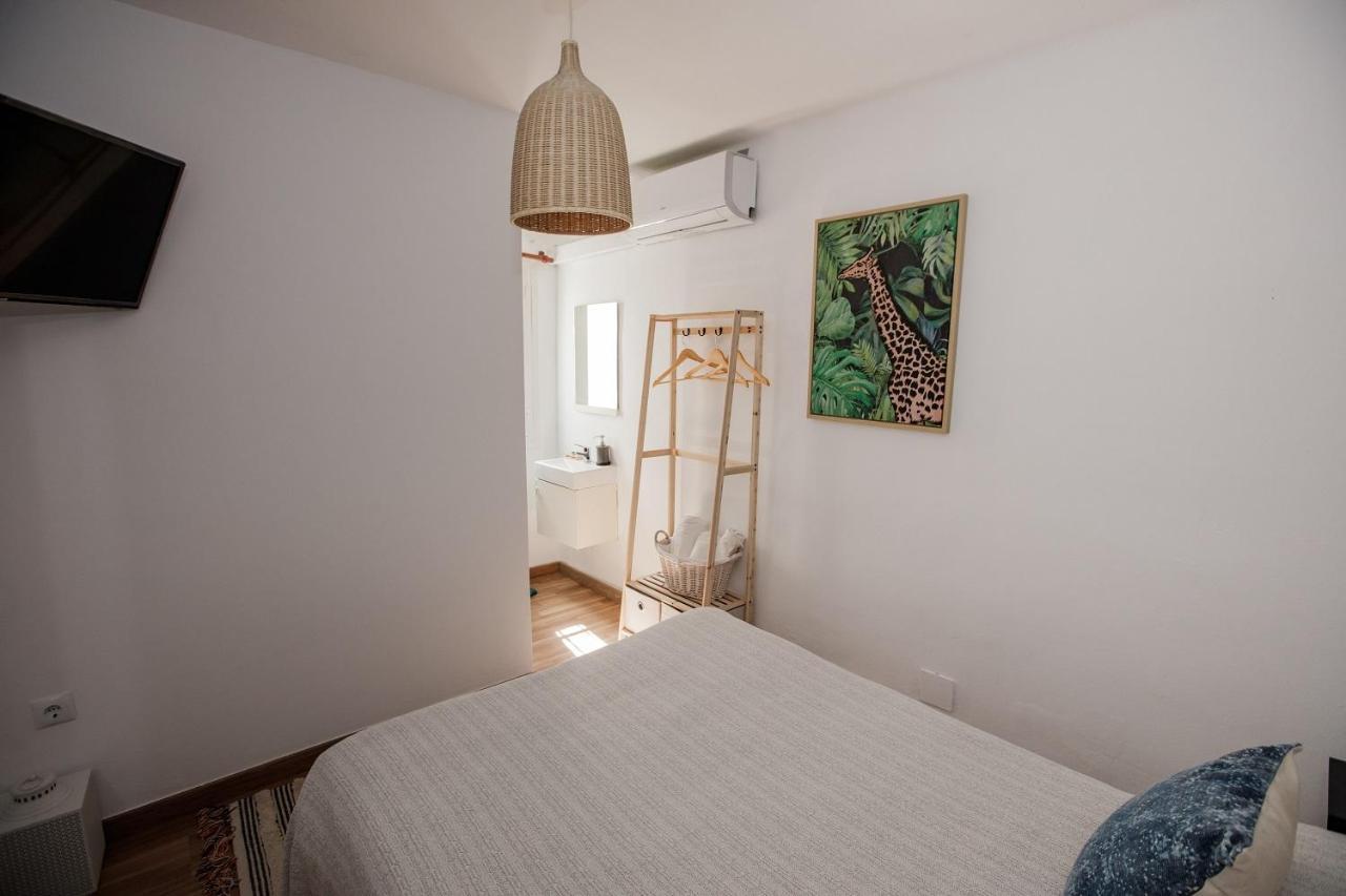 Hostal The Monkey Room ماربيا المظهر الخارجي الصورة